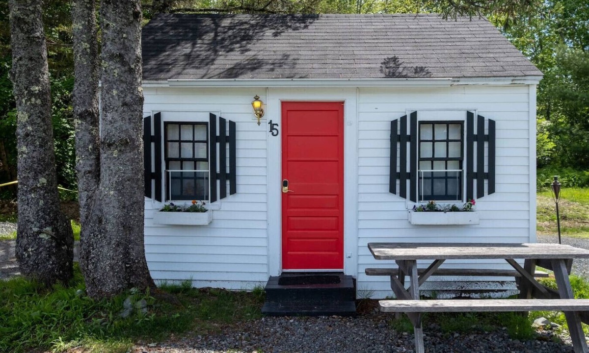 This Cottage | Trenton