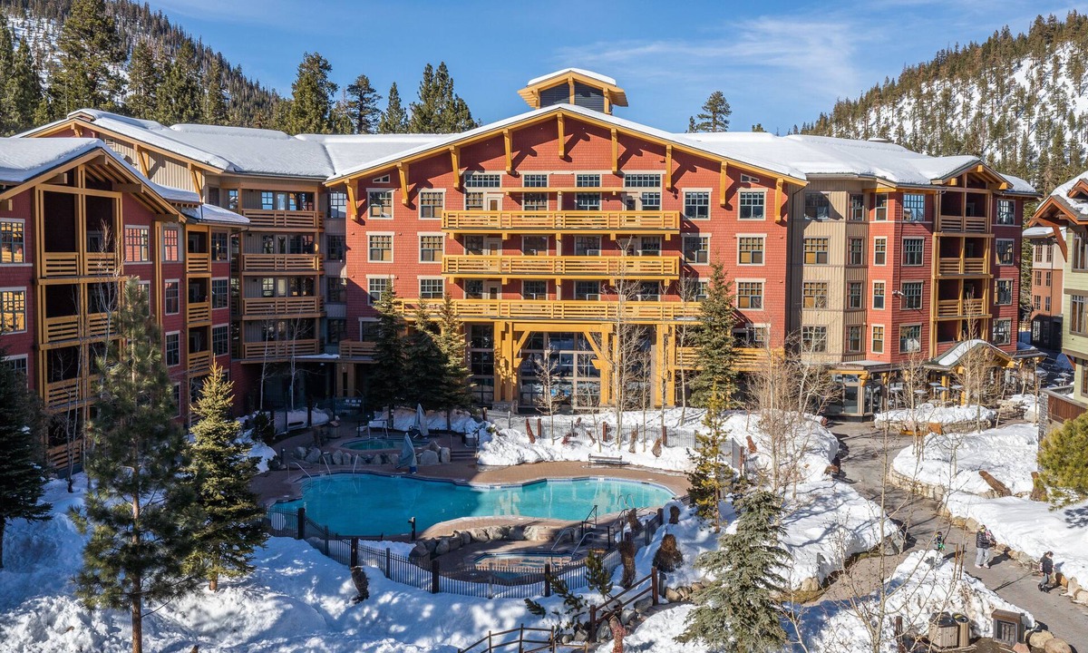 Summit Mammoth | Mammoth Lakes