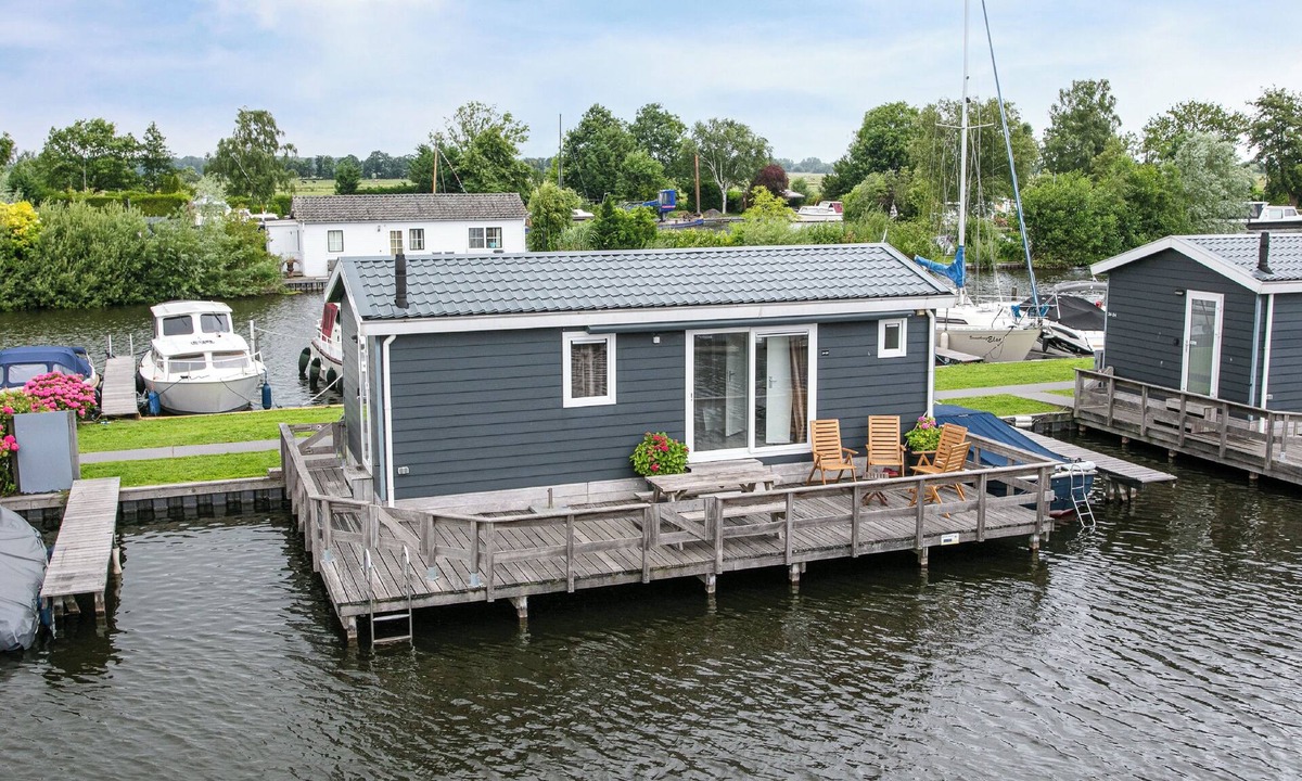 Nice Waterfront Aircon At Loosdrecht Lakes | Municipality of Stichtse Vecht