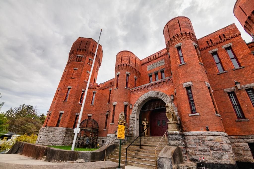 Amsterdam Castle | Amsterdam