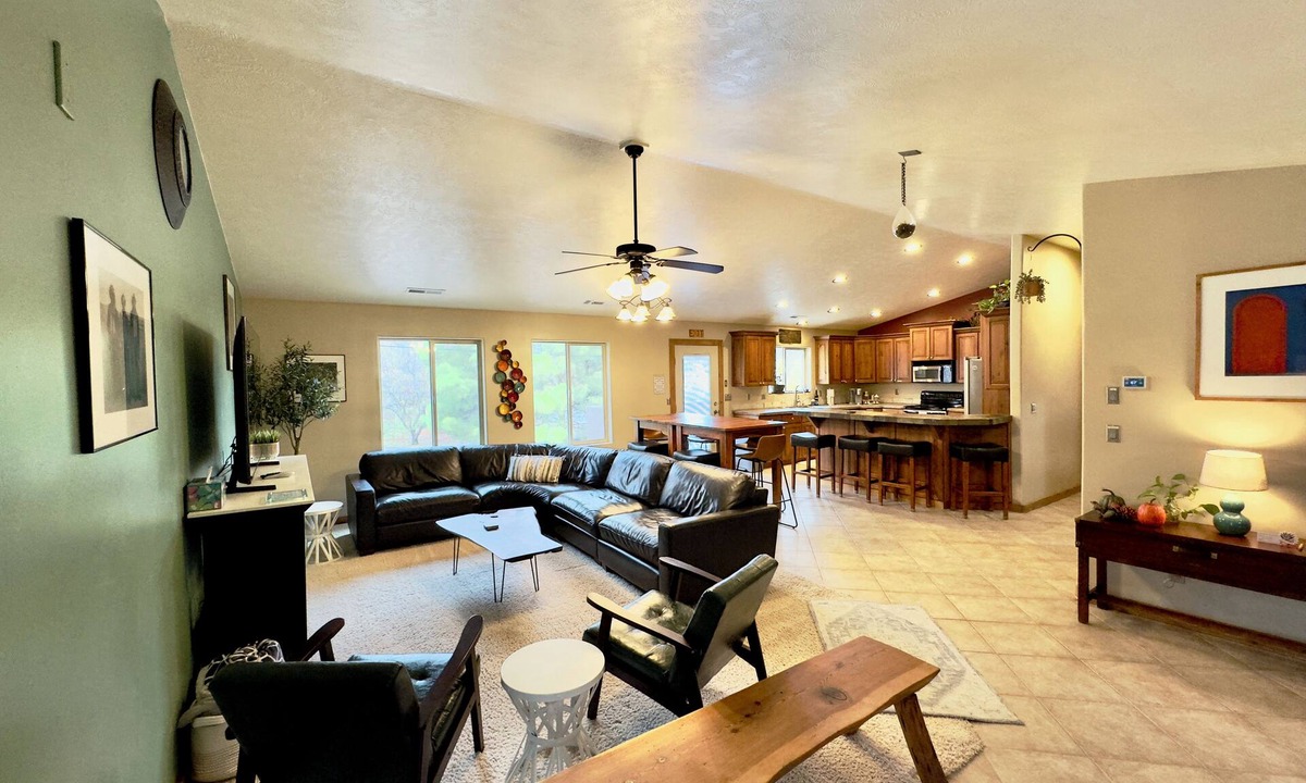 Springdale | Zion National Park South Entrance