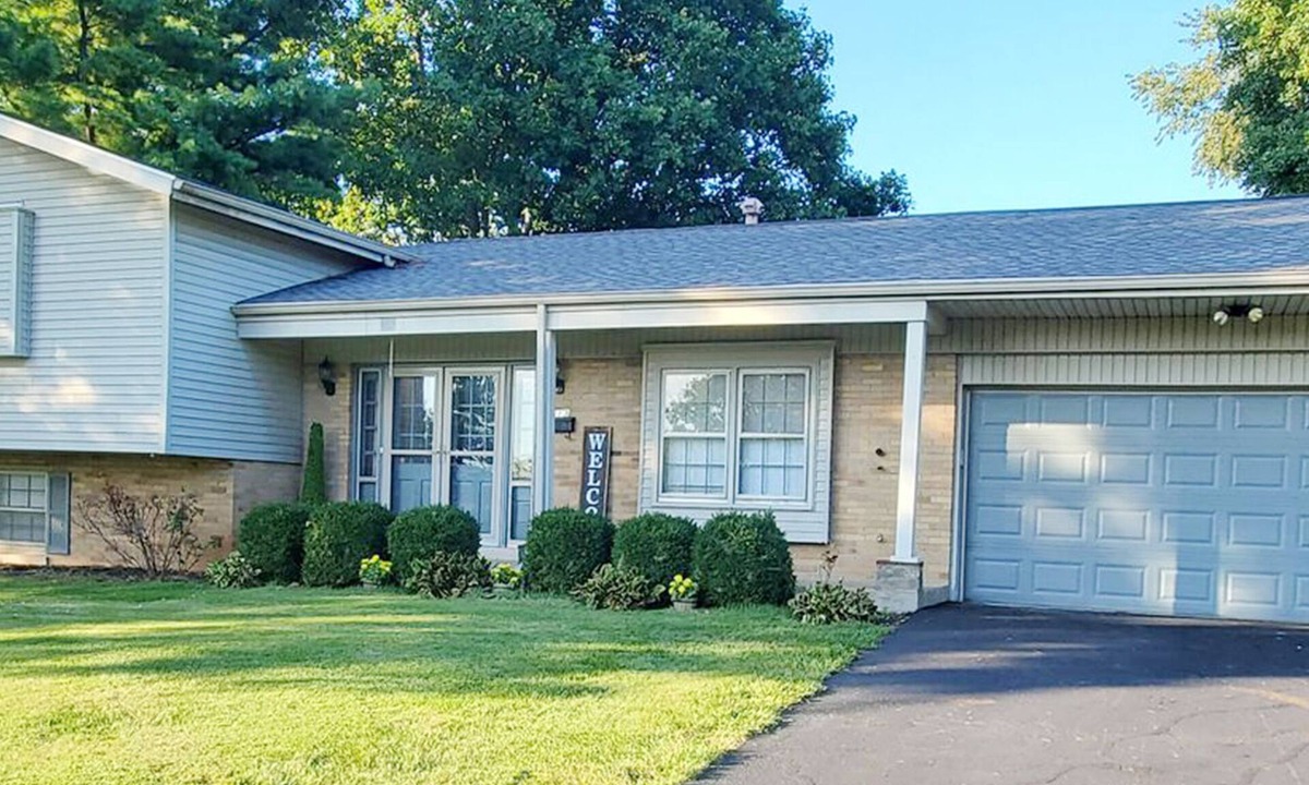 Andrea Abode | Open Gates