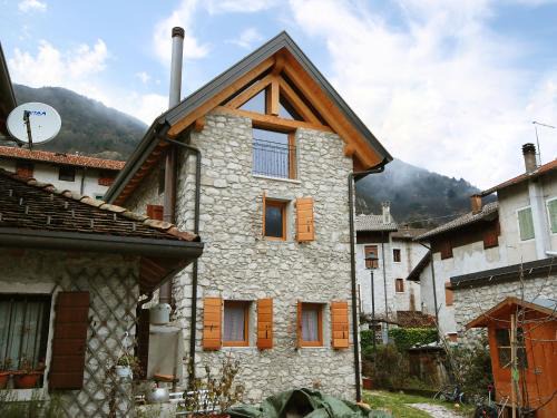 Locazione Turistica Albergo Diffuso Cjasa | Barcis