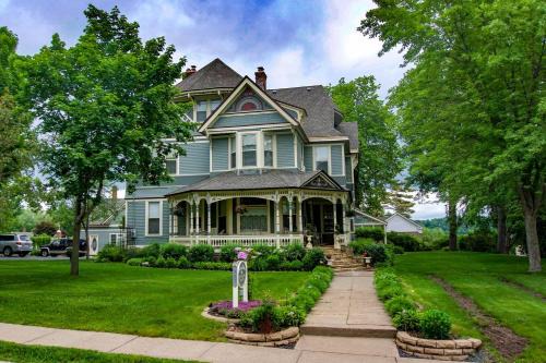 Aurora Staples Inn | Stillwater