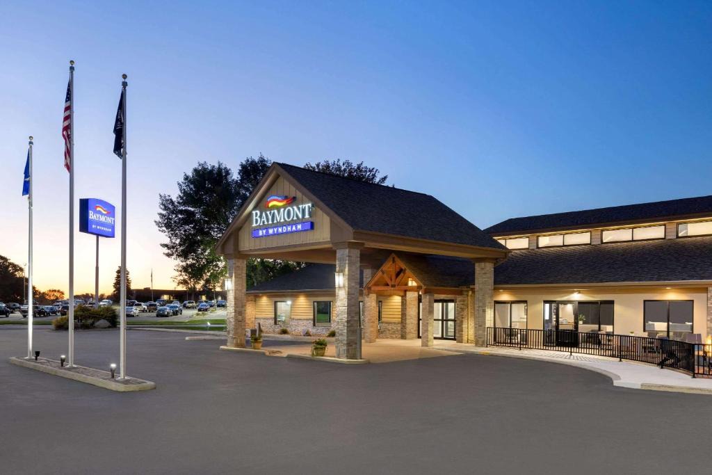 Baymont | Owatonna