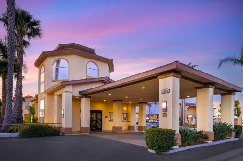 Hilton Garden Inn | Five Points Northeast