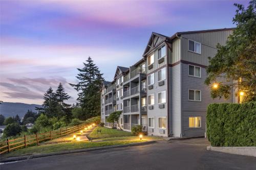 Columbia River Inn | Cascade Locks