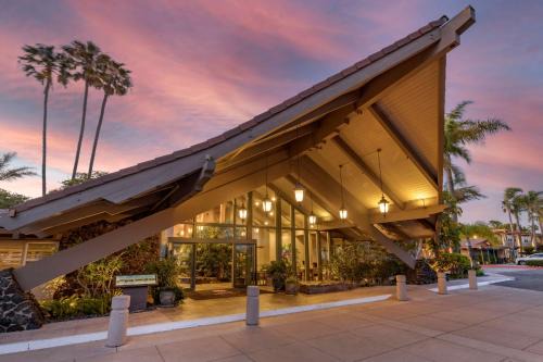 Island Palms Hotel Marina | La Playa
