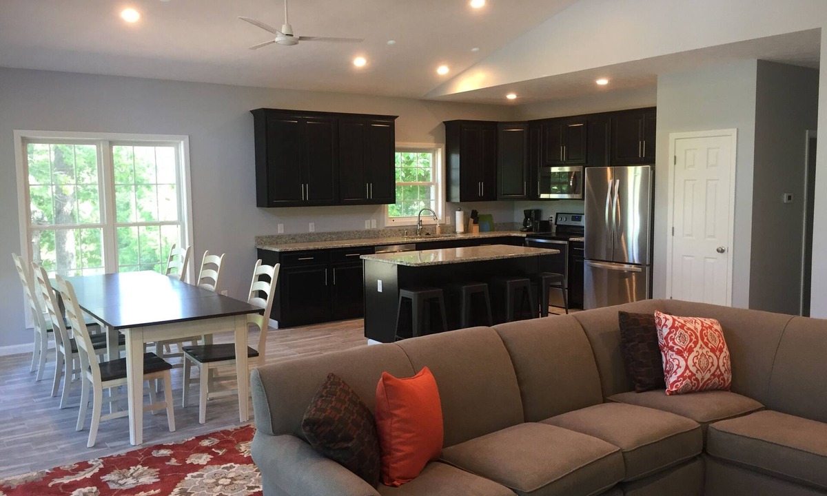 Lakeview Grand Rivers The City Both | Grand Rivers