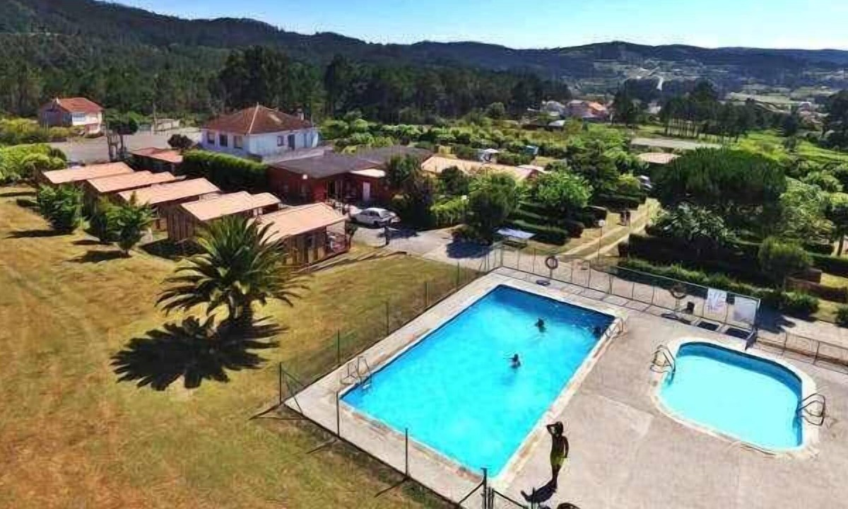 Ref Bungalow Nevedas | Carballo