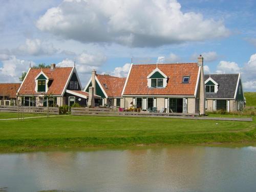 Recreatiepark Wiringher Chalet | Hippolytushoef