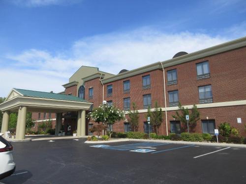 Holiday Inn Express Dayton Ihg Hotel | Dayton
