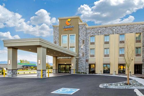 Comfort Suites Burlington | Burlington
