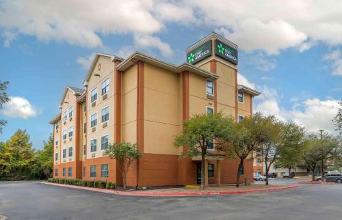 Extended Stay America Suites Austin Northwest Lakeline Mall | McNeil