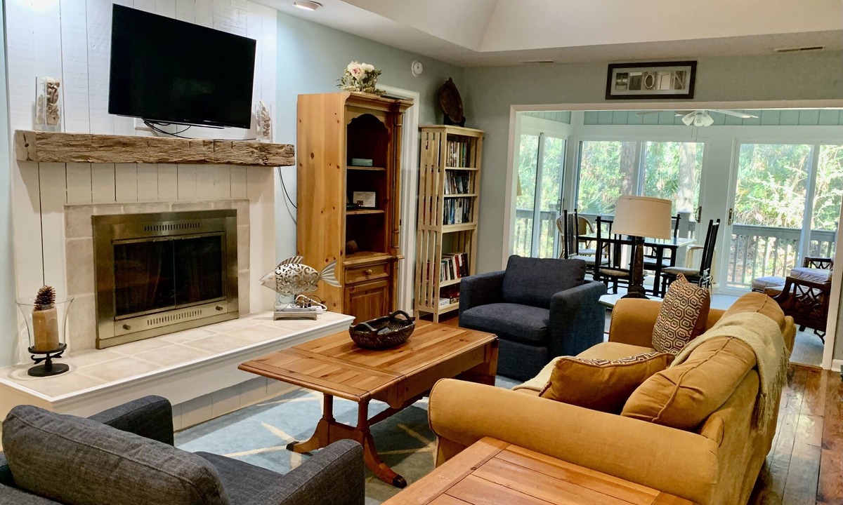 Summerwind Cottage | West Beach