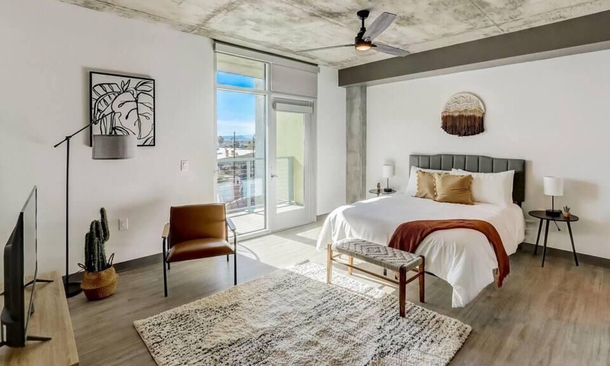 Frontdesk Br Downtown | Downtown Tucson