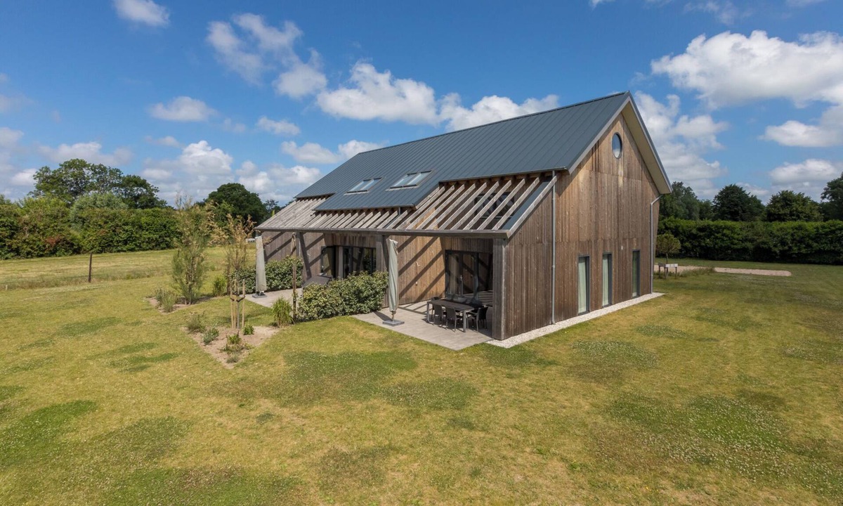 Holidayhome Vroondijk Vrouwenpolder Zonnebes | Breezand