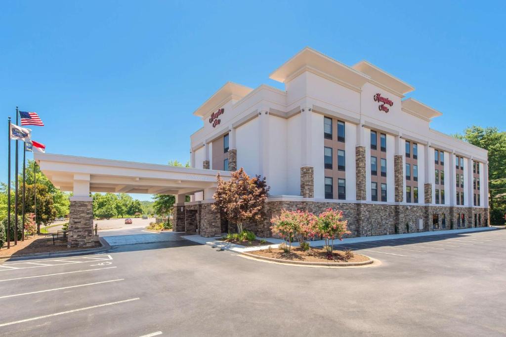 Hampton Inn Wilkesboro | Wilkesboro