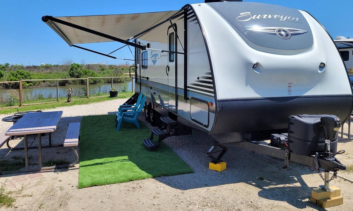 Beach Camper At Hailey Rv Resort | Port Bolivar