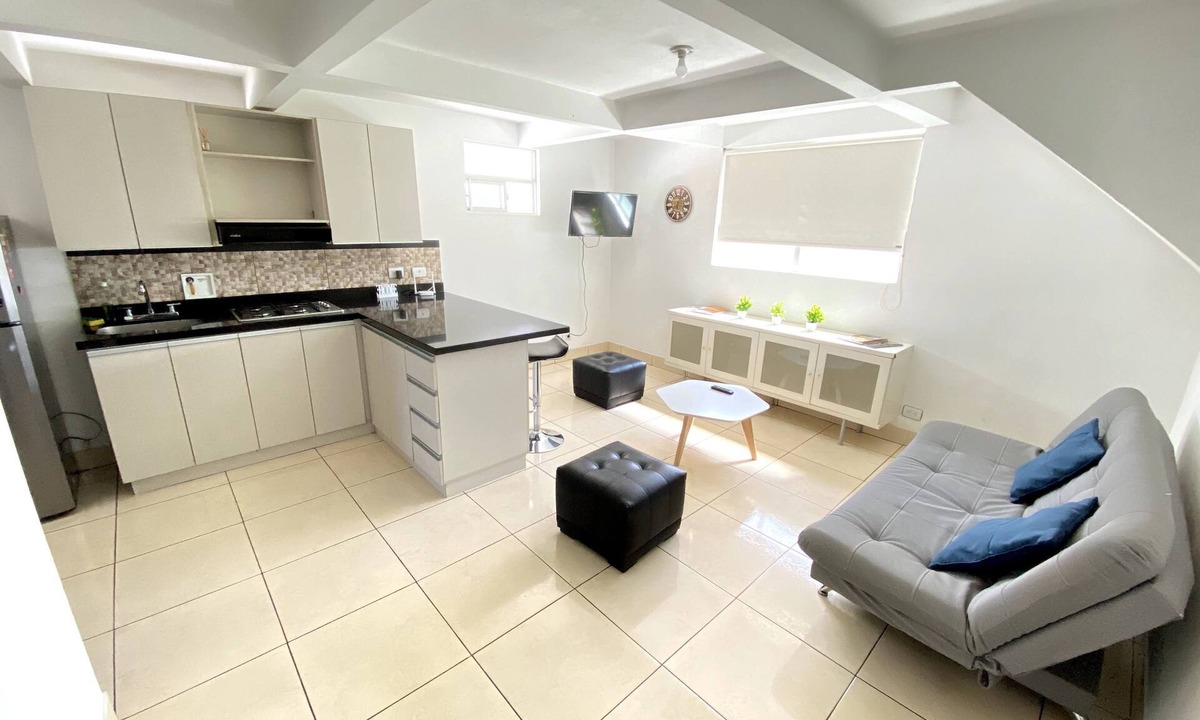 Camelot Apartahotel Apt Medellin | San Javier