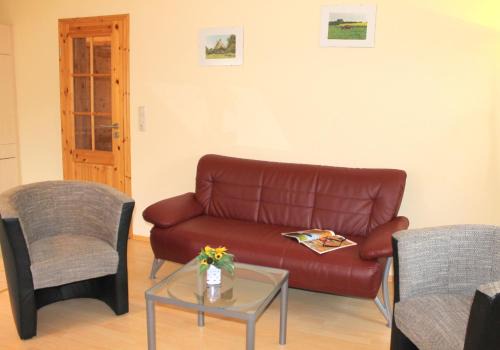 Hof Triangel Whg Bauernhofurlaub Mit Streicheltieren Und Treckerfahren | Riepsdorf