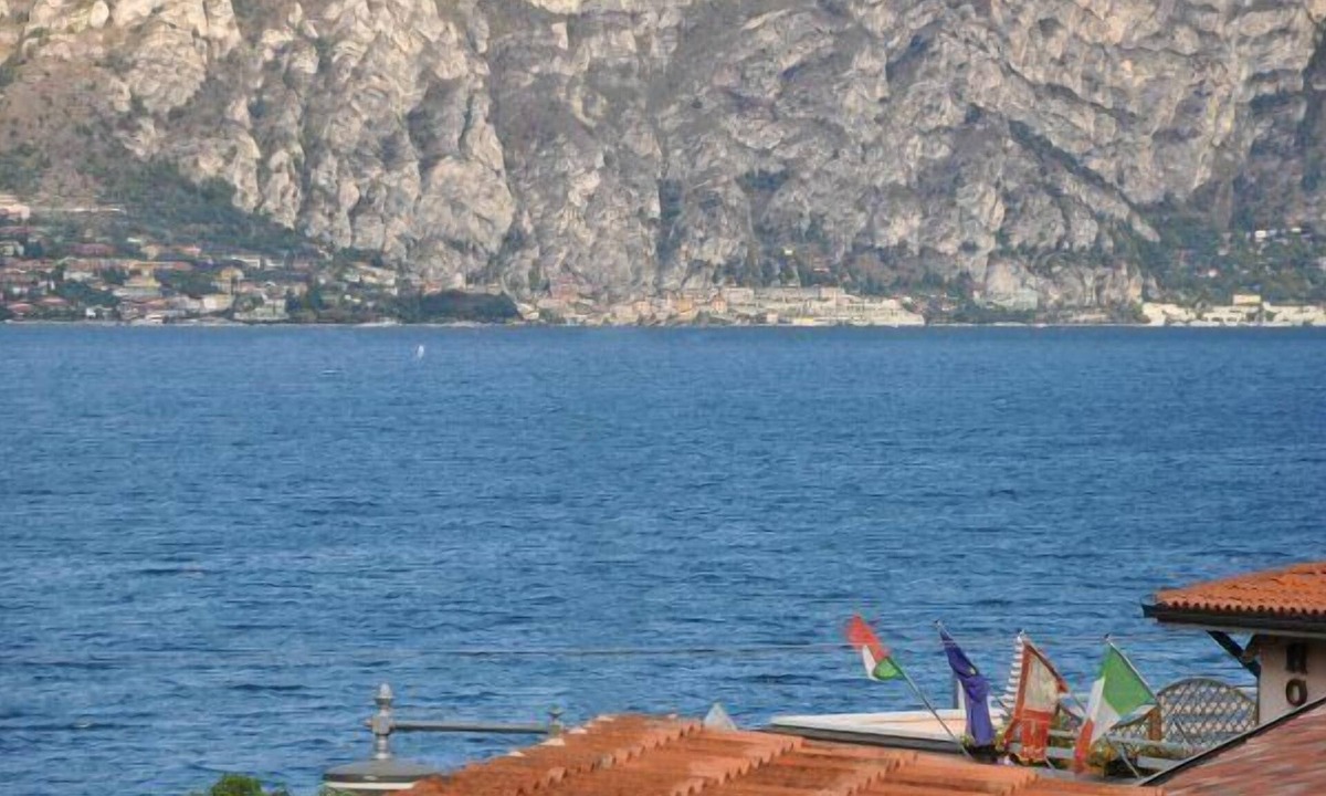 Holiday Malcesine Persons | Malcesine Old Town