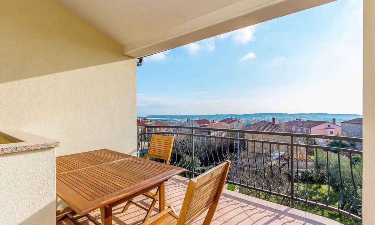 Holiday Sea | Liznjan