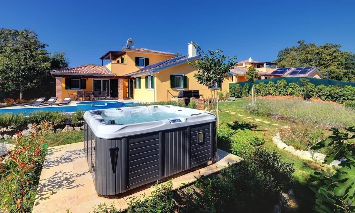 Holiday Rezanci Persons Bedrooms | Rezanci