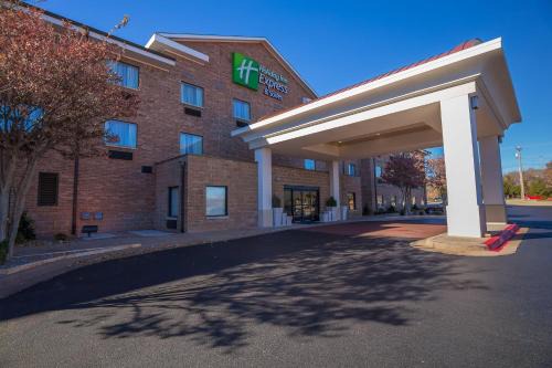 Holiday Inn Express Hotel Shawnee Ihg | Edmond
