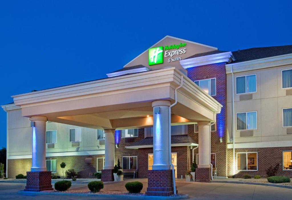 Holiday Inn Express Hotel Dickinson Ihg | Dickinson