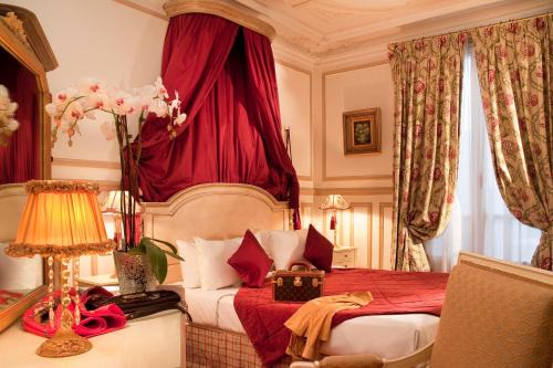 Residence Henri | Latin