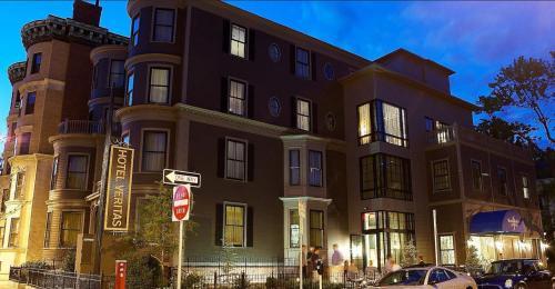 Hotel Veritas | Mid-Cambridge