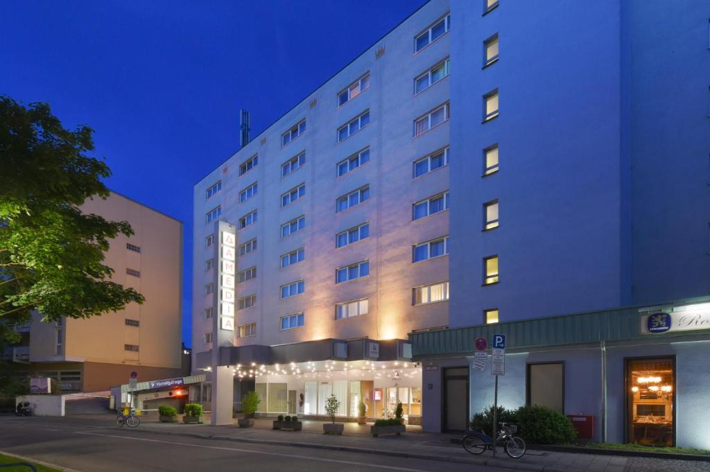 Hotel | Schwere-Reiter-Straße
