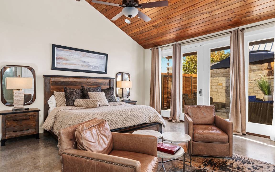 Town Fireplace | Fredericksburg