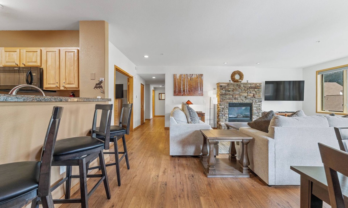 Gateway Lodge | Mountain House