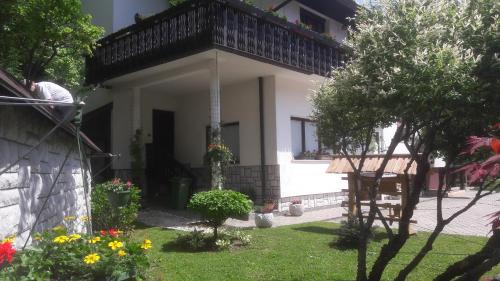 Kirhouse | Bohinjska Bela