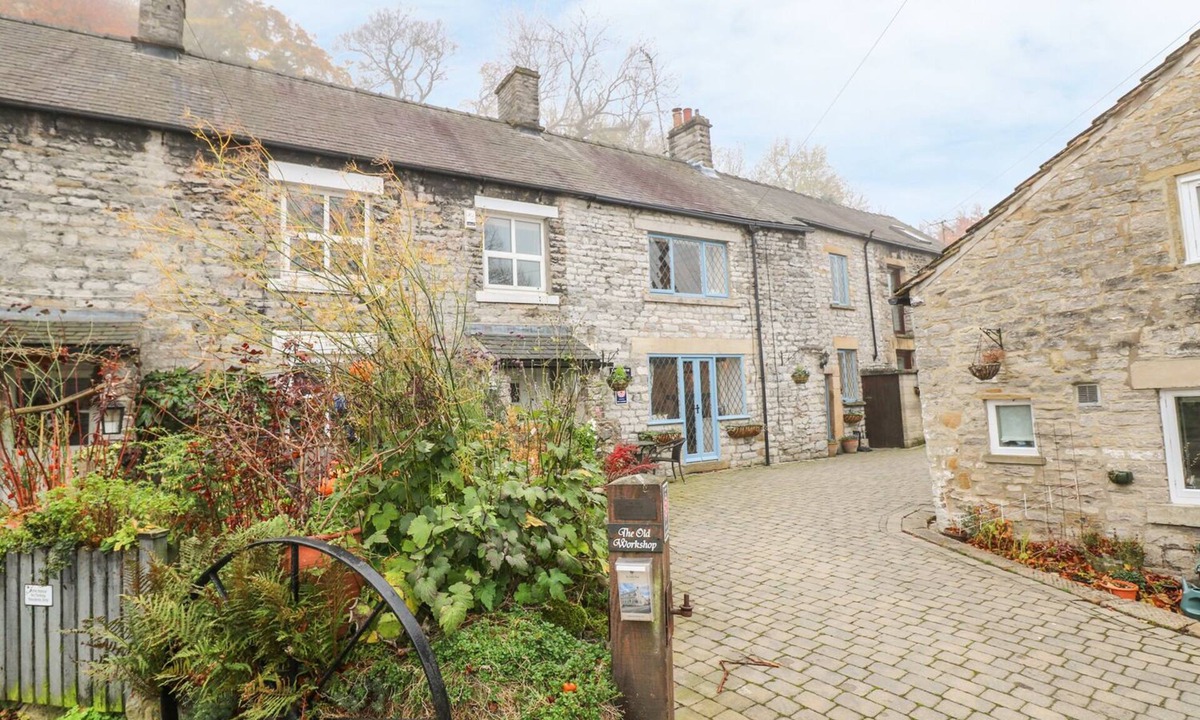Cottage | Castleton