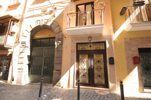 Flower Power | Naples City Centre