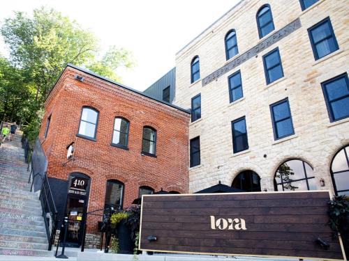 Lora | Stillwater