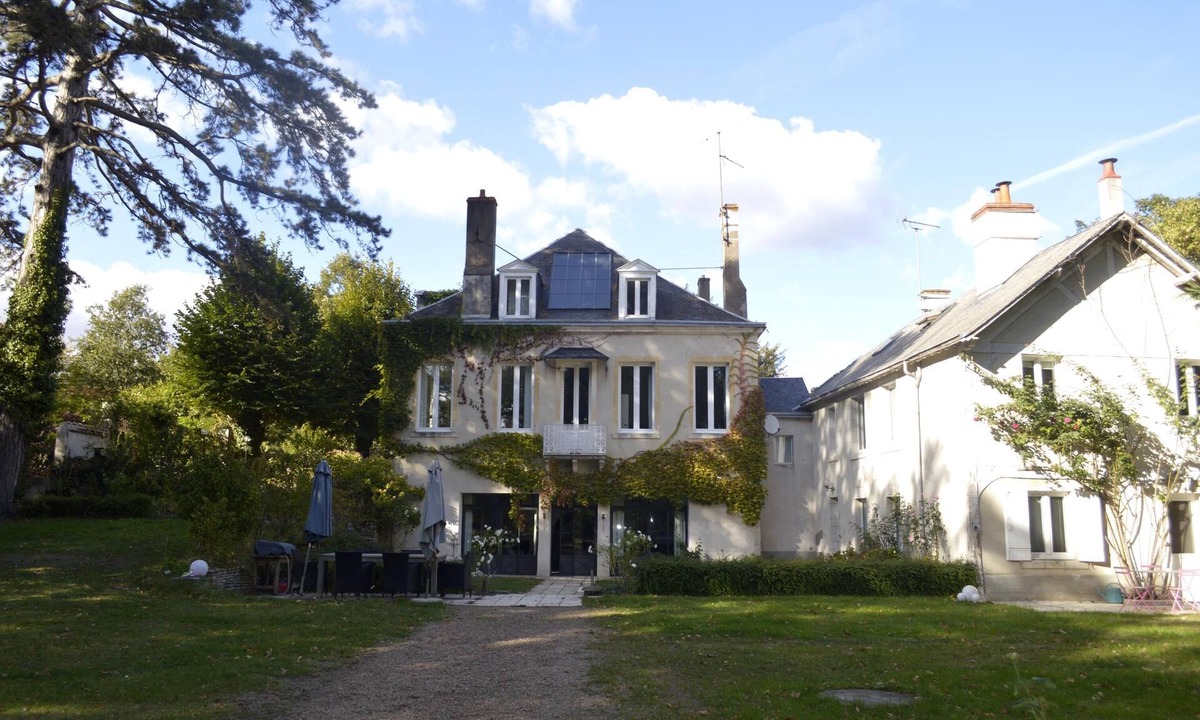 Maison Of Dogs | Saint-Jean-le-Blanc