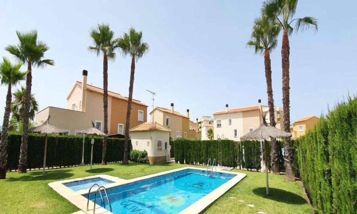 Malibu Beach Oliva Nova | Molinell