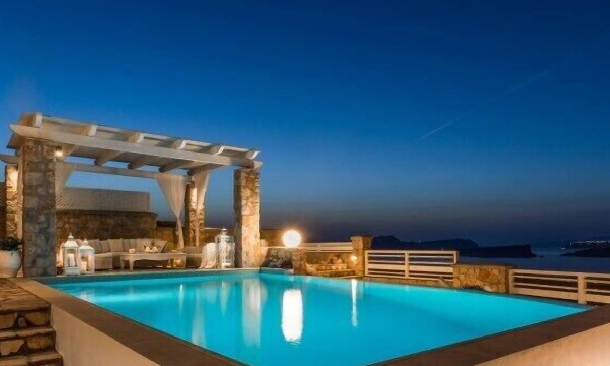 Michaela Residence | Akrotiri