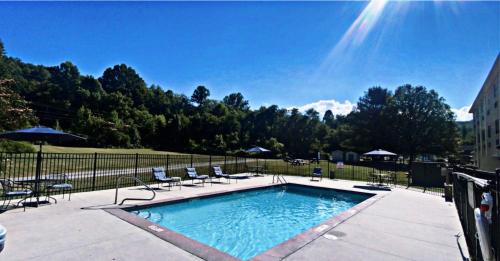 Microtel Inn | Cherokee
