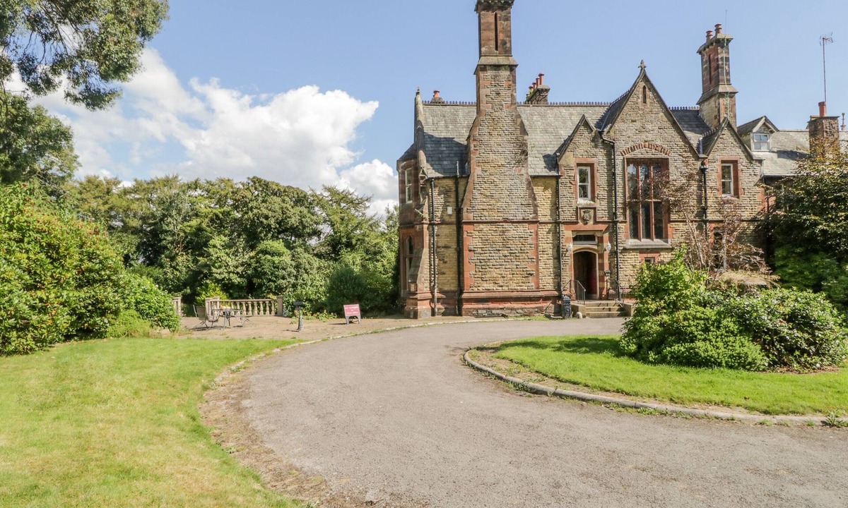 Manor | Newton in Furness