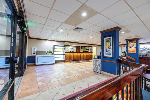 Victorian Inn | South Central Omaha
