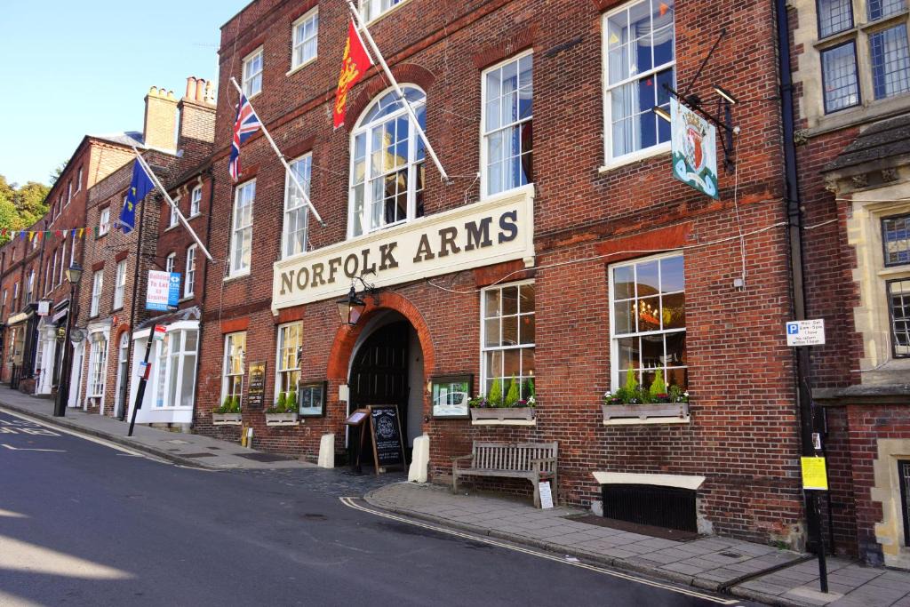 Norfolk Arms Hotel | Arundel