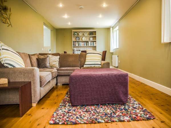 Springs | Stanton Drew