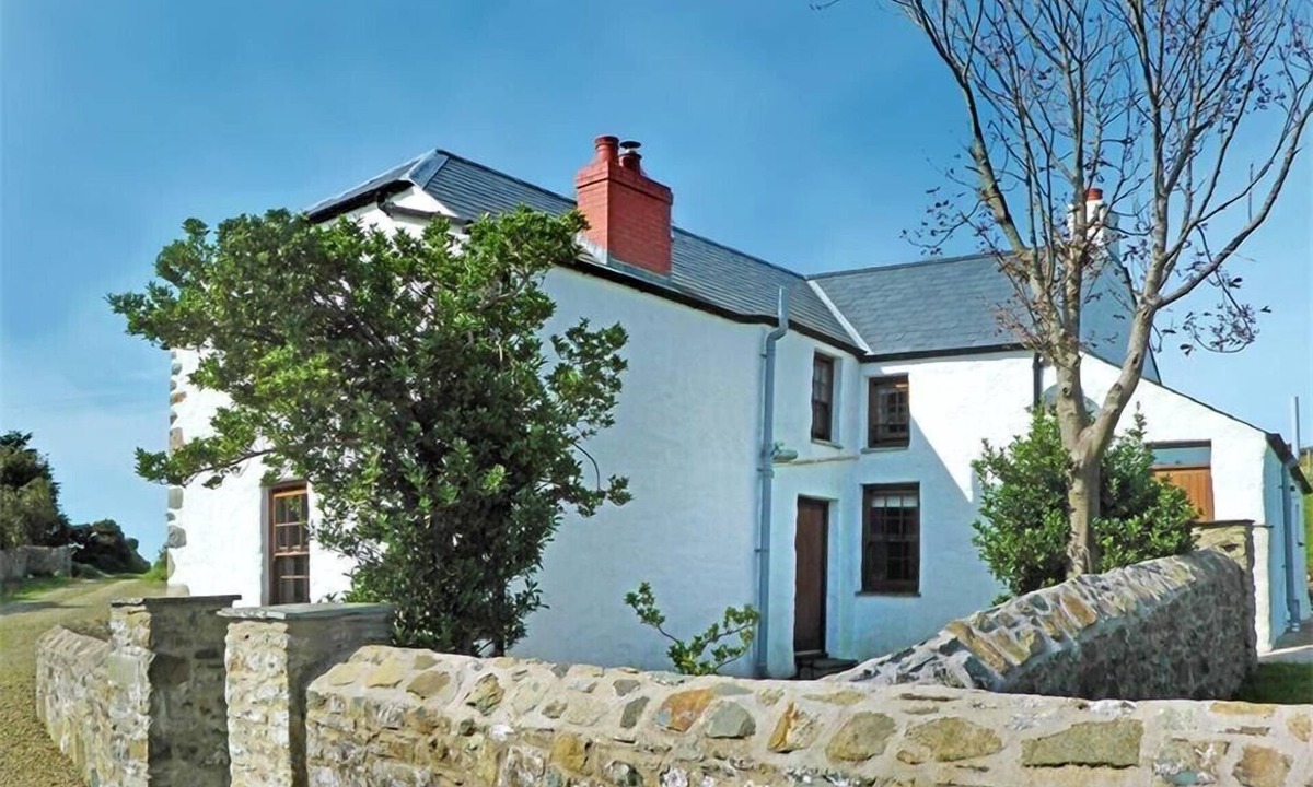 Panteurig Farmhouse | Goodwick