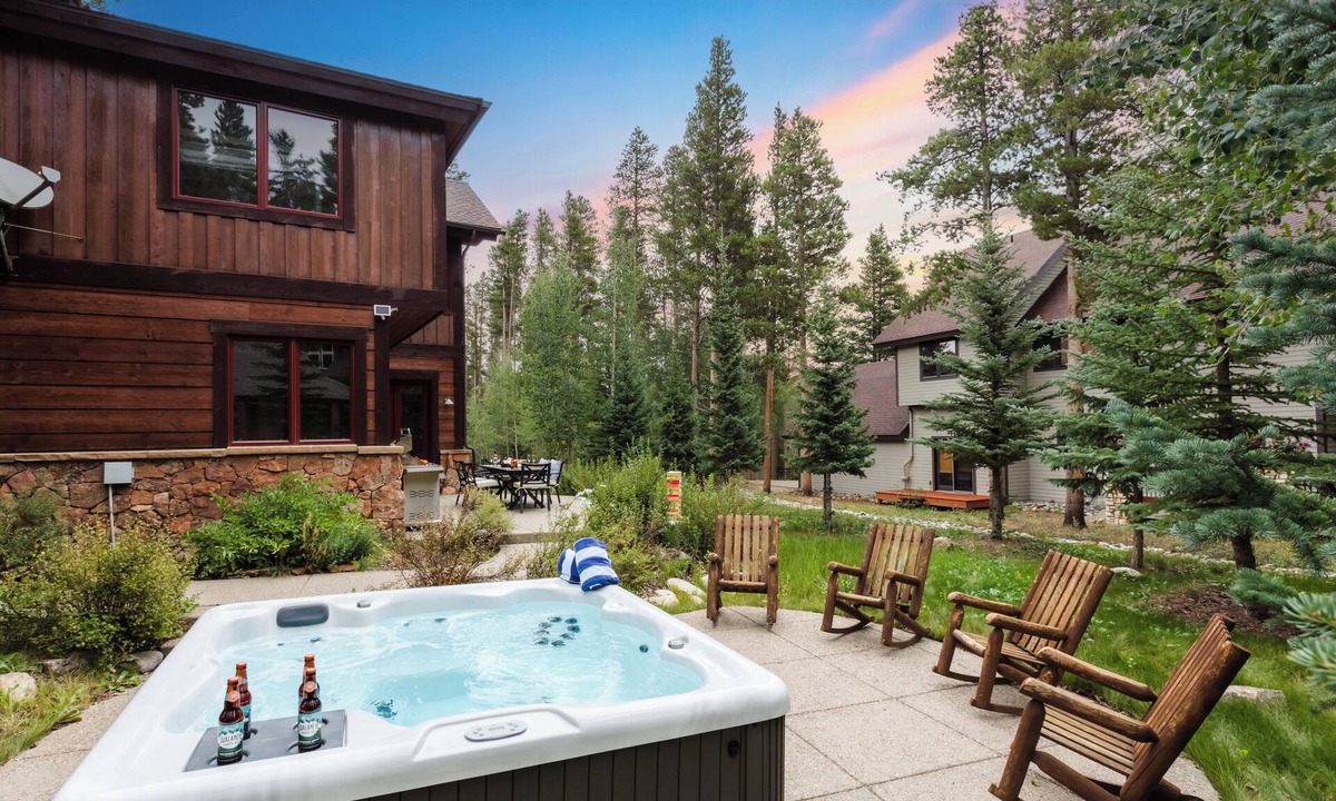 Street Station Breckenridge | Christie Heights