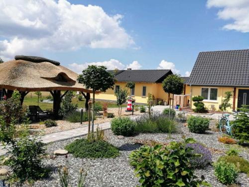 Pension Reethaus Alm | Neuhausen/Spree